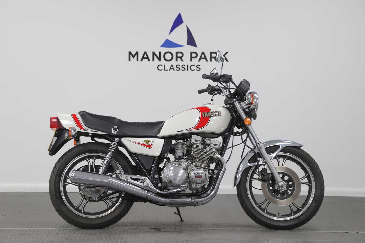 Lot 8 - 1981 Yamaha XJ550 Seca