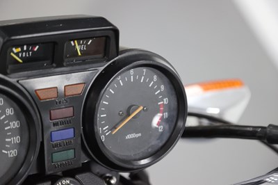 Lot 8 - 1981 Yamaha XJ550 Seca