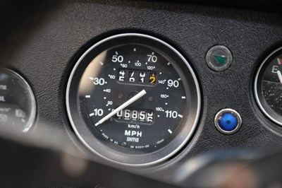 Lot 183 - 1979 MG B GT