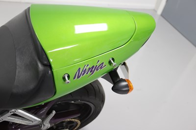 Lot 2 - 2000 Kawasaki ZX-12R Ninja