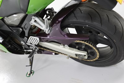 Lot 2 - 2000 Kawasaki ZX-12R Ninja