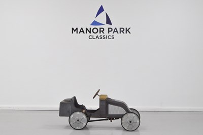Lot 49 - Renault-Style Pedal Car