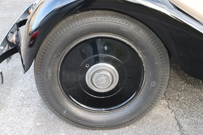Lot 118 - 1937 Rolls-Royce 25/30 Hooper Limousine