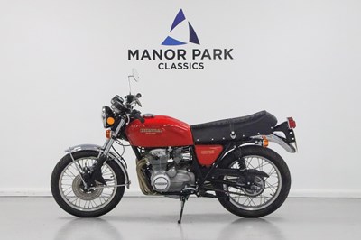 Lot 9 - 1977 Honda CB400SF Super Four
