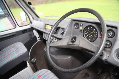 Lot 182 - 1995 Mercedes-Benz 410 D 2.9 Van