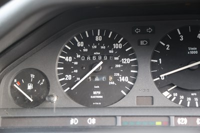 Lot 107 - 1988 BMW 320i