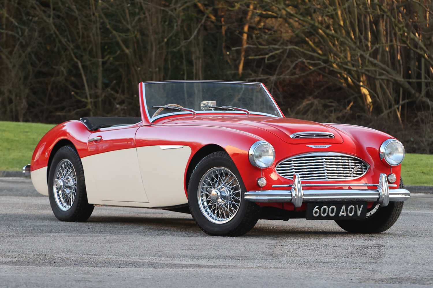 Lot 113 - 1960 Austin-Healey 3000 MKI