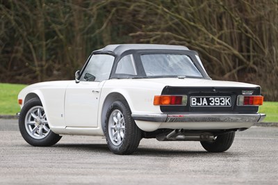 Lot 114 - 1971 Triumph TR6