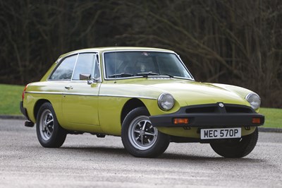 Lot 141 - 1976 MG B GT