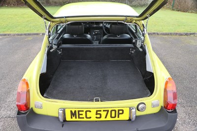 Lot 141 - 1976 MG B GT