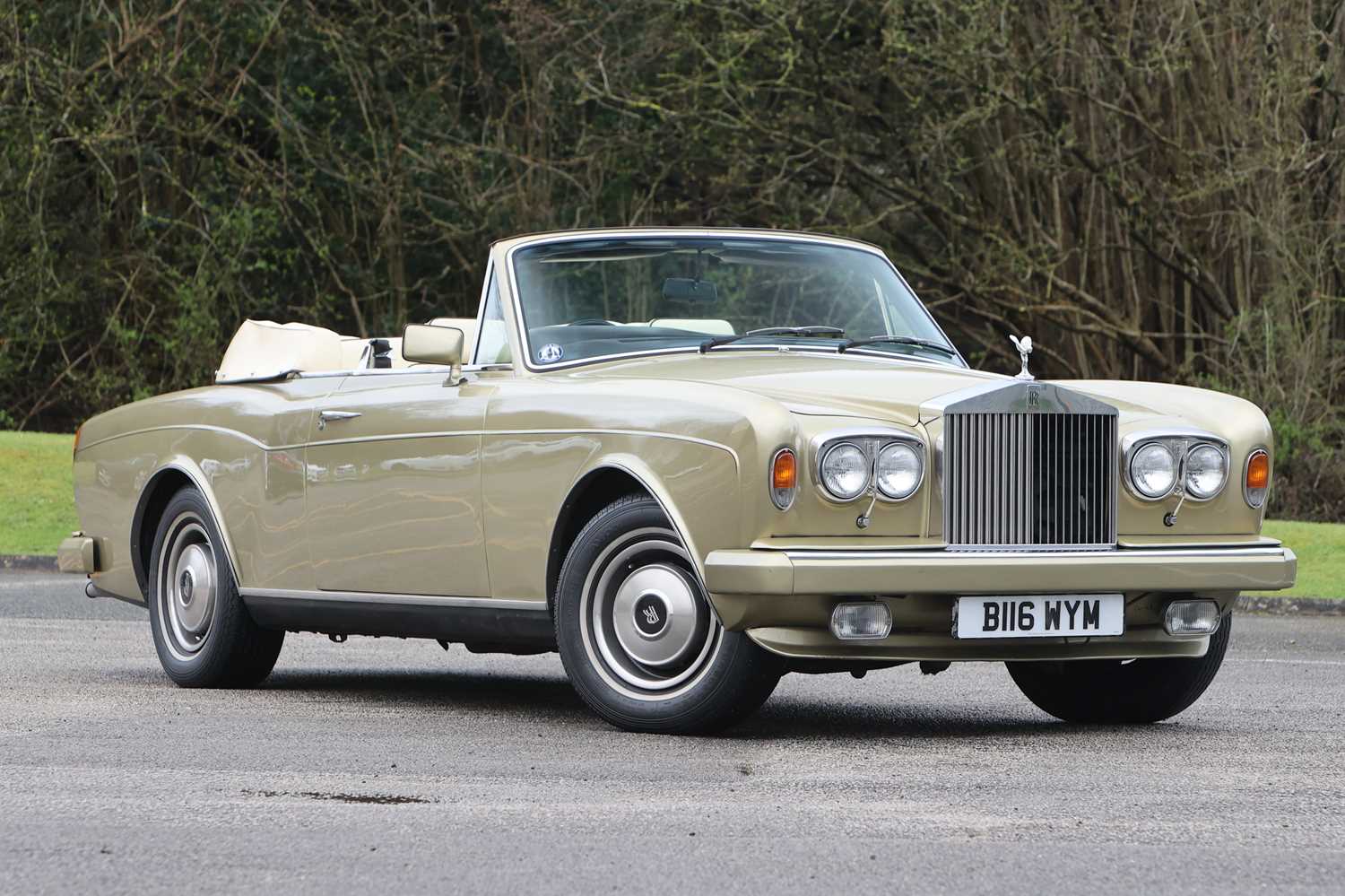 Lot 117 - 1985 Rolls-Royce Corniche Convertible