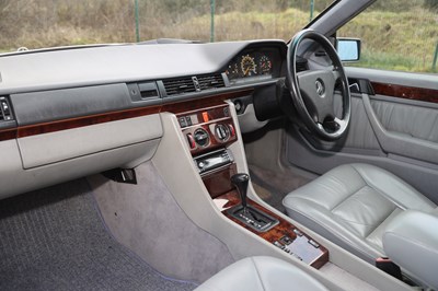 Lot 149 - 1992 Mercedes-Benz 230 CE
