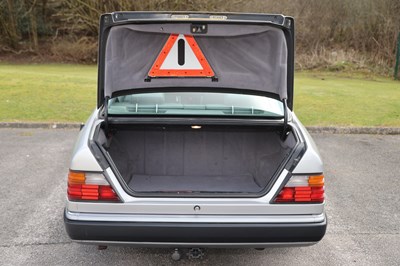 Lot 149 - 1992 Mercedes-Benz 230 CE