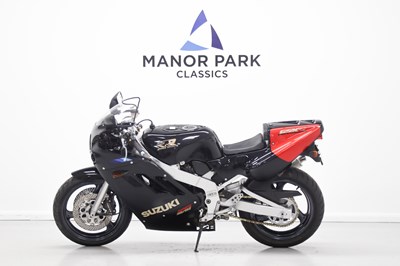 Lot 30 - 1989 Suzuki GSXR400 RRSP