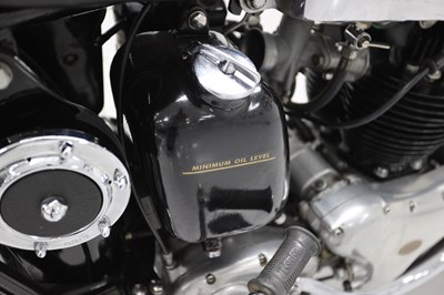 Lot 32 - 1952 Norton Model 7 Dominator