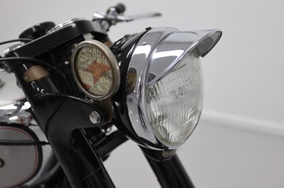 Lot 32 - 1952 Norton Model 7 Dominator