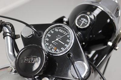 Lot 32 - 1952 Norton Model 7 Dominator