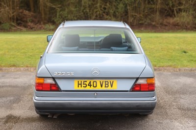 Lot 161 - 1992 Mercedes-Benz 300 CE