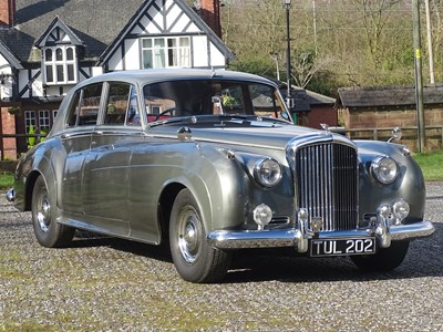 Lot 127 - 1957 Bentley S1 Saloon