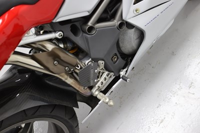 Lot 35 - 2000 MV Agusta F4