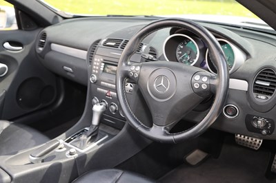 Lot 105 - 2004 Mercedes-Benz SLK 350