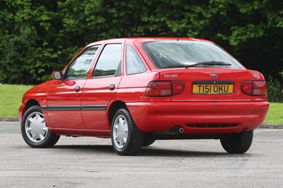 Lot 172 - 1999 Ford Escort 1.6 Flight