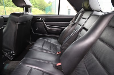 Lot 128 - 1992 Mercedes-Benz 190 E 2.5