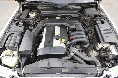 Lot 107 - 1998 Mercedes-Benz SL 320