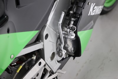 Lot 21 - 1990 Kawasaki KR-1S