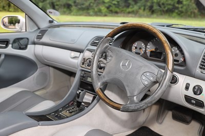 Lot 162 - 2001 Mercedes-Benz CLK 320 Cabriolet