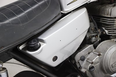Lot 44 - 1976 Suzuki GT250