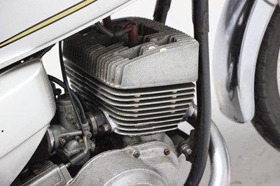 Lot 44 - 1976 Suzuki GT250