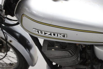 Lot 44 - 1976 Suzuki GT250