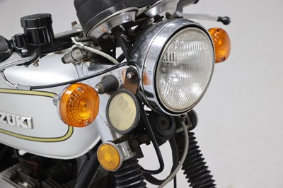 Lot 44 - 1976 Suzuki GT250