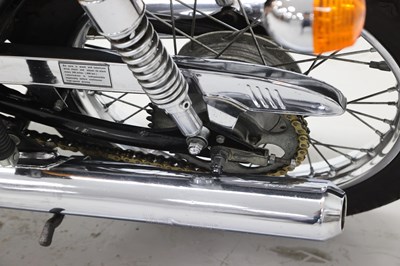 Lot 10 - 1975 Suzuki GT185