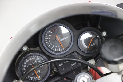 Lot 263 - 1990 Suzuki RGV250