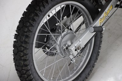 Lot 255 - 1982 Suzuki TS125 ERZ