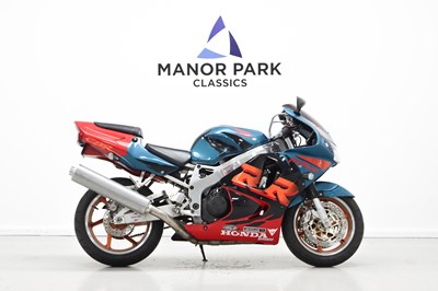 Lot 235 - 1999 Honda CBR900RR Fireblade