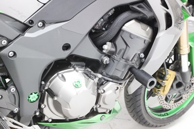 Lot 250 - 2014 Kawasaki Z1000