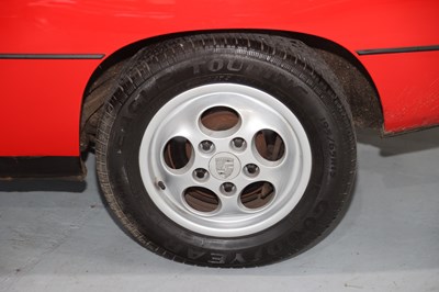 Lot 74 - 1987 Porsche 924 S