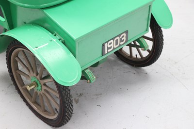 Lot 4 - De Dion-Bouton Motorised Miniature