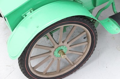 Lot 4 - De Dion-Bouton Motorised Miniature