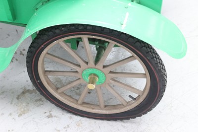 Lot 4 - De Dion-Bouton Motorised Miniature