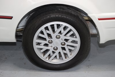 Lot 63 - 1990 Ford Escort XR3i