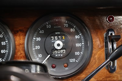 Lot 54 - 1968 Daimler V8-250