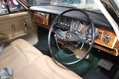 Lot 54 - 1968 Daimler V8-250