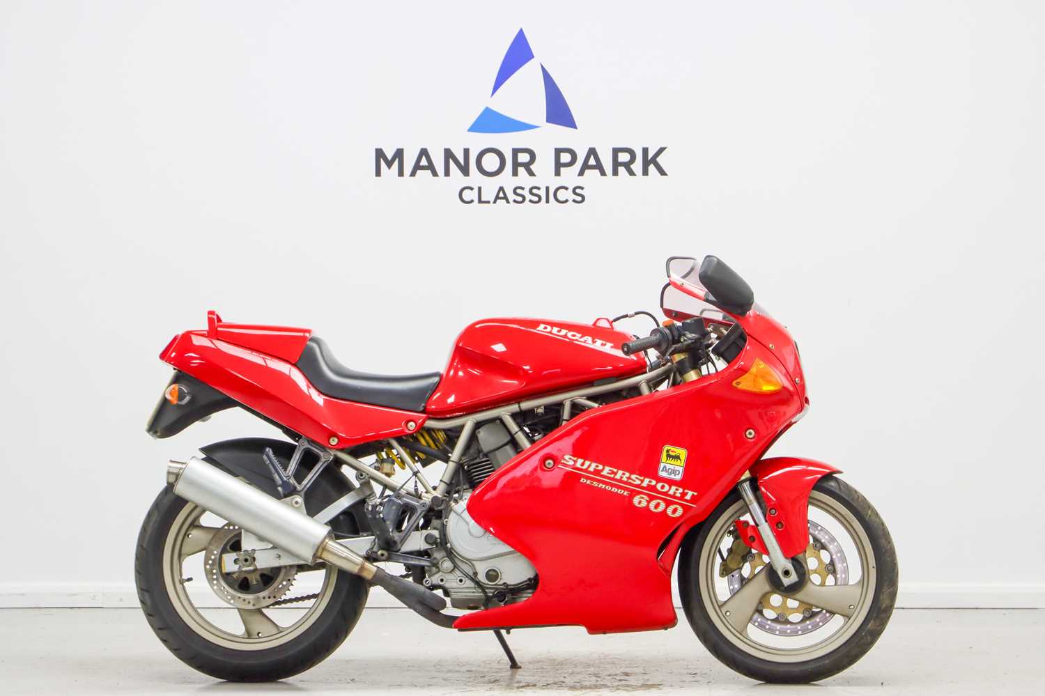 Lot 201 - 1994 Ducati 600 SS