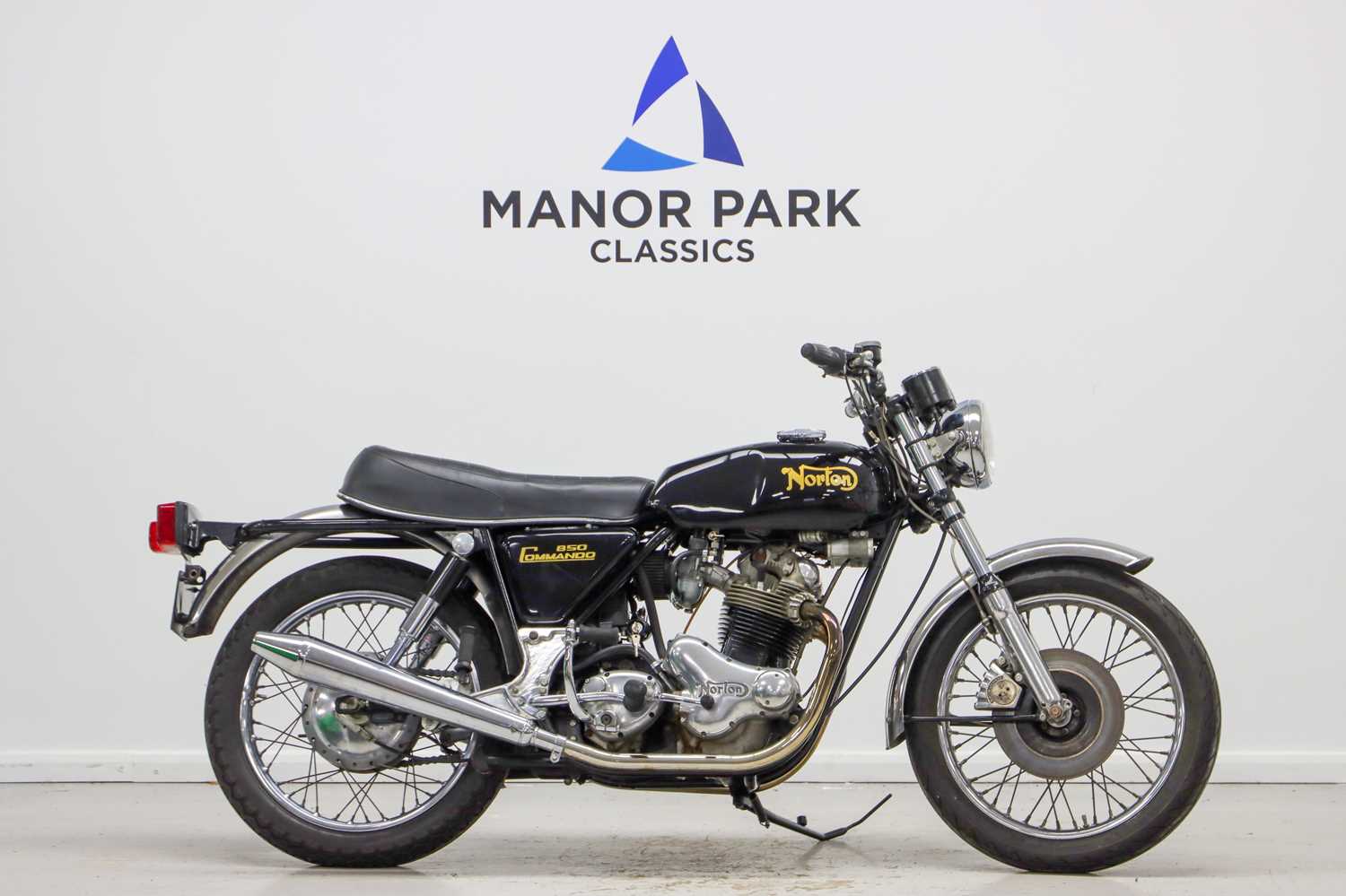 Lot 213 - 1973 Norton Commando 850