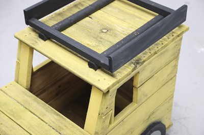 Lot 8 - Wooden Trotters Independent Traders Van