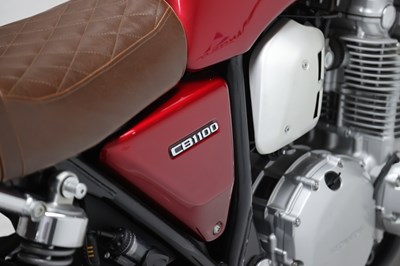 Lot 12 - 2021 Honda CB1100 EX